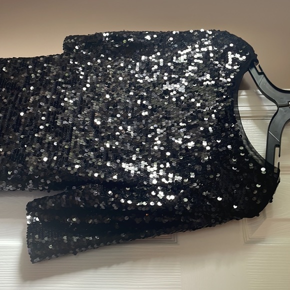 Black sequin mini dress never worn. Perfect for any occasion. - Picture 2 of 5